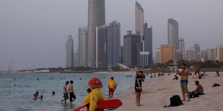 Dubai and Abu Dhabi race to lure world’s wealth managers